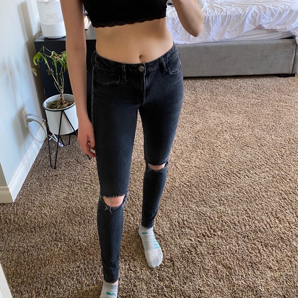 American Eagle Skinny Jeans